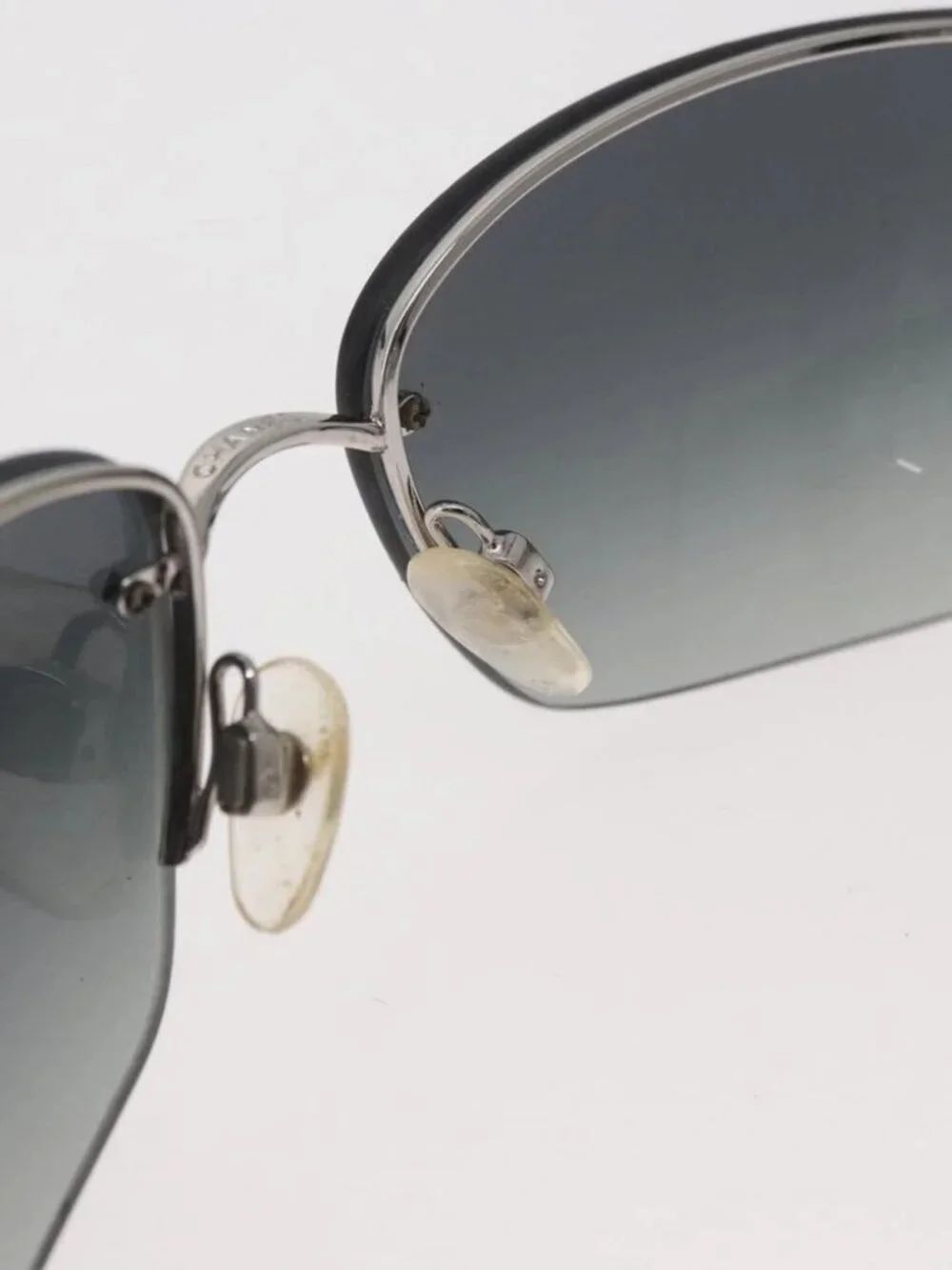 CHANEL Sunglasses plastic Opal CC Auth 162593